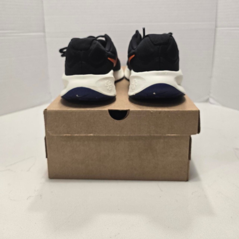 Nike Revolution 7 Wide Running Comfort Shoes FB8501-008 Men's - 7.5 US - Picture 3 of 7